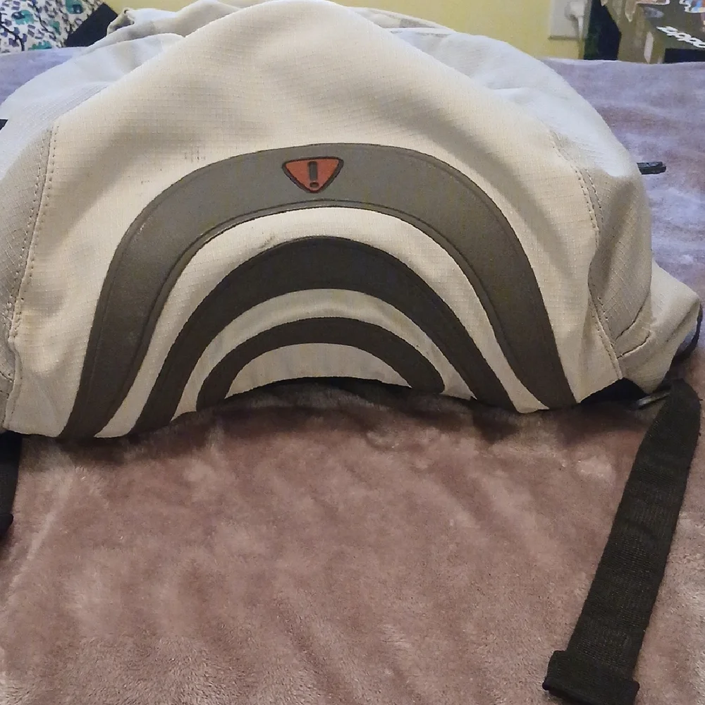 KEEN Two-toned Gray Hiking Backpack
